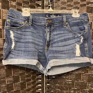 Ladies Size 15 Hollister Jean Shorts